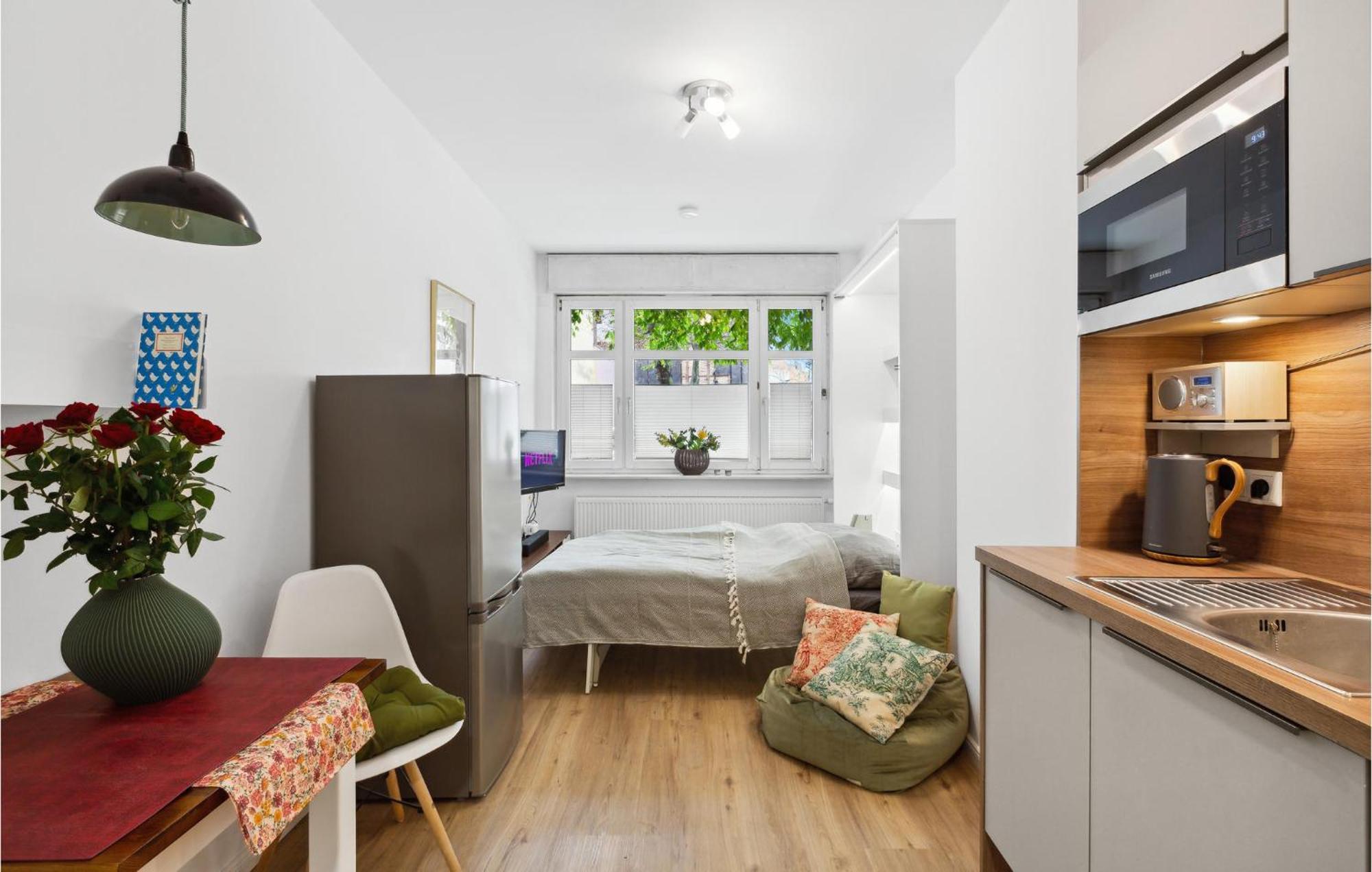 Pet Friendly In Naumburg With Kitchen *